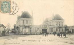86 LENCLOITRE - Hôtel De Ville - Lencloitre