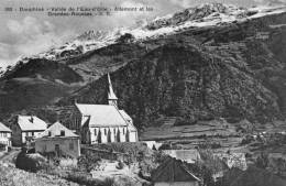 CPA- ALLEMONT(38) - Vallée De L'Eau D'Olle - Le Quartier De Eglise Et Les Grandes Rousses (3470m.) - Allemont