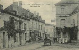 Réf : C-13-101 : Les Trois Moutiers ( Voir état) - Les Trois Moutiers