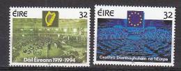 Q0977 - IRLANDE IRELAND Yv N°856/57 ** - Unused Stamps