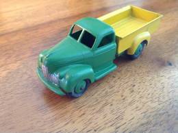 CAMION STUDEBAKER PICKUP DINKY TOYS - Dinky