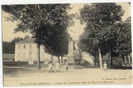 01 - VILLARS Les DOMBES. -  Place De L´Hôtel De Ville Et Ecole De Garçons - Villars-les-Dombes