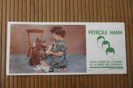 Buvard Publicitaire Pétrole Hahn PETROLE HAHN Produit Entretien,hygiène Et La Santé Des Cheveux -soins Toilette Du Chien - Collections, Lots & Series