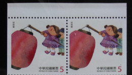 Pair Taiwan 2013 Children At Play Booklet Stamp Carrying Lantern Festival Kid Boy Girl Candle Costume - Unused Stamps