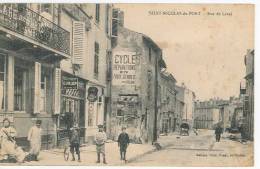 CPA 54 - SAINT NICOLAS DE PORT - Rue De Laval (animée,café De Paris... Cycle...Dunlop...) - Saint Nicolas De Port