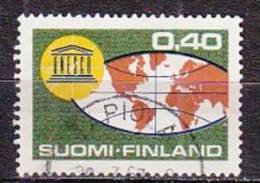 L5423 - FINLANDE FINLAND Yv N°585 - Gebraucht