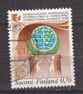 L5517 - FINLANDE FINLAND Yv N°738 - Gebraucht