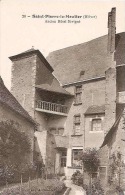 SAINT PIERRE LE MOUTIER ANCIEN HOTEL SEVIGNE ,BEAU PLAN   REF 32613 - Saint Pierre Le Moutier