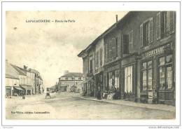 LA PACAUDIERE(42)1917-route De Paris-animée-librairie LEGUICHARD - La Pacaudiere