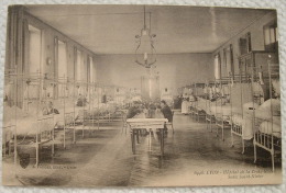 LYON - HOPITAL DE LA CROIX ROUSSE . SALLE SAINT-NIZIER - Lyon 4