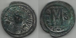 EMPIRE BYZANTIN . JUSTIN I . FOLLIS . 527 à 565 . - Byzantine