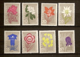 Roumanie Romania 1957 Yvertn° 1517-1524 *** MNH Cote 26,50 Euro Flore Bloemen Flowers - Neufs