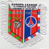 FANION Du PARIS SG/BENFICA En EUROPA LEAGUE - Apparel, Souvenirs & Other