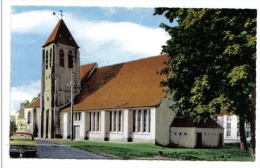 Ezanville, L'église, 1973, Automobile, Photo Berthier, Pli De Pouce - Ezanville