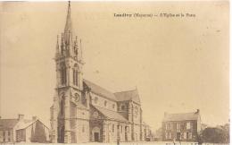LANDIVY - L'Eglise Et La Poste - Animé - Landivy