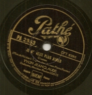 78 Tours Aiguille PATHE N° PA 2353 GIPSY Et JE NE VEUX PLUS T' AIMER Par YVON Jean Claude .orchestre Marius COSTE. - 78 T - Grammofoonplaten