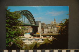 UK England NEWCASTLE UPON TYNE     NON VOYAGEE   PTW 27137 - Newcastle-upon-Tyne