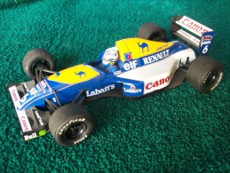 ONYX - WILLIAMS  RENAULT  F1  NO BOITE  Scala 1/24 - Onyx