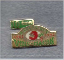 Pin's  Sport  Automobile  10 ème  Rallye  Des  Vins - MACON, 1983 - 1993 - Rally