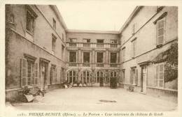 Pierre-Bénite  Le Perron- Cour Intérieure Du Château De Gondi  Cpa - Pierre Benite