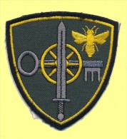 SLOVENIA, SLOVENIAN  ARMY PATCH FOR COMBAT UNIFORM, HONEY BEE - Stoffabzeichen