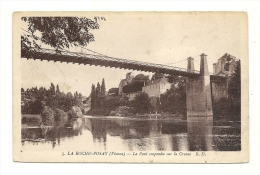 Cp, 86, La Roche-Posay, Le Pont Suspendu Sur La Creuse, Voyagée - La Roche Posay