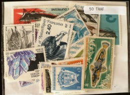 TAAF (Terres Australes Antarctiques Françaises) LOT 50 TIMBRES Poste Tous Différents Neufs - Collezioni & Lotti