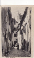 SCHLETTSTADT-SELESTAT (Bas-Rhin) Femmes Dans Vieille Rue De La Ville - VOIR 2 SCANS - - Selestat