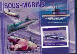 TOGO SHEET IMPERF SUBMARINOS SUBMARINES - Sous-marins