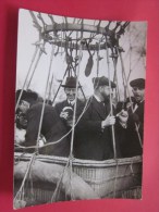 CPSM:Paris 1900 "préparatifs Avant Le Départ En Ballon Monté "éditions D´art Yvon Photo Desoye Arcueil Noir & Blanc Bril - Globos