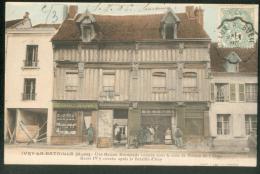 Une Maison Normande ... Henri IV Y Couchat   (coiffeur) - Ivry-la-Bataille