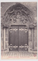 SAINT PIERRE LE MOUTIERS - PORTE LATERALE DE L' EGLISE - Saint Pierre Le Moutier