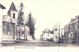 - MAZIERES EN GATINE - Place De L'Eglise - Neuve Excellent état - Mazieres En Gatine