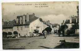CPA /  VERDUN Sur Le DOUBS / Saône Et Loire / Place De La Halle  / Animée Avec Personnages / Circulée 1919 - Autres & Non Classés