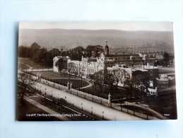 Carte Postale Ancienne : CARDIFF : The New University , Cathay's Park - Glamorgan