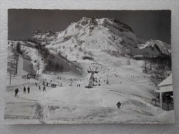 CP 64 GOURETTE Vers Laruns Et Les Eaux Bonnes  -  Le Départ Du Télécabine Vers 1960 - Laruns