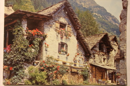 SUISSE.TESSIN.VALLEE VERZASCA.SONOGNO.CHALETS. - Verzasca