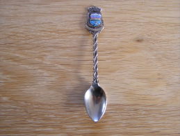 HAN SUR LESSE  Armoirie  Belgique Petite Cuillère Souvenir Lepel Spoon Cuchara Löffel Cucchiaio Cuillères - Souvenirs