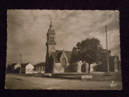 Plounevez-du-Faou , L ' église Paroissiale Et Son élégant Clocher Renaissance à Dome - Plonevez-du-Faou