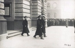 CARTE PHOTO : BERNE EVENEMENT POLITIQUE LA DELEGATION FRANCAISE CONSUL OU AMBASSADEUR MINISTRE SUISSE 1/1/1918 - Figuren