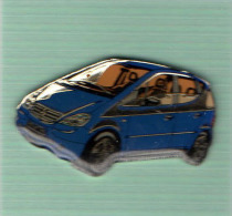 Pin´s  Automobile  MERCEDES  Bleu  Verso  Sigle  Mèrcédès - Mercedes