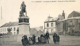 Carhaix - Le Champ De Bataille - Statue De La Tour D'Auvergne - Carhaix-Plouguer