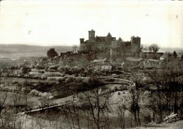 CPSM   BRETENOUX      Le   Village , Le Chateau De Castelnau Et Ses Environs Vu Du Ciel - Bretenoux