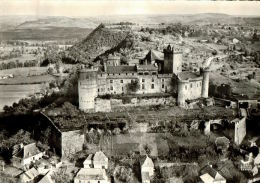 CPSM   BRETENOUX      Le   Village , Le Chateau De Castelnau Et Ses Environs Vu Du Ciel - Bretenoux