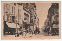 @ BELLE CPSM TRES ANIMEE NIORT, CHAPELLERIE CIVILE ET MILITAIRE, TABACS, CAFE MOLIERE, PUB COGNAC, NEZOL, DEUX SEVRES 79 - Niort