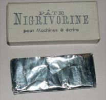 PATE DE NIGRIVORINE - NETTOYAGE DES CARACTERES DE LA MACHINE A ECRIRE - Andere & Zonder Classificatie