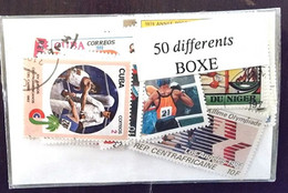 BOXE Lot De 50 Timbres Tous Differents Neufs Et Oblitérés. Satisfaction Assurée - Boxe