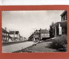 ROSIERES EN SANTERRE  Rue Jean Jaures   Vue De La Mairie Cpsm Année 1960  EDIT La Cigogne - Rosieres En Santerre