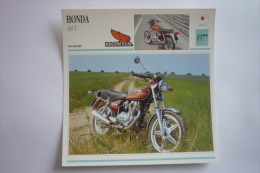 Transports - Sports Moto - Carte Fiche Technique Moto ( Honda 400 T - Tourisme -1977 ( Description Au Dos - Sport Moto