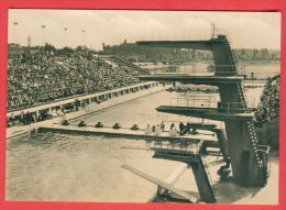 135932 / LEIPZIG - SPORT - Diving Plongeon Wasserspringen SCHWIMMSTADION IM SPORTFORUM - DDR Deutschland Germany - Kunst- Und Turmspringen